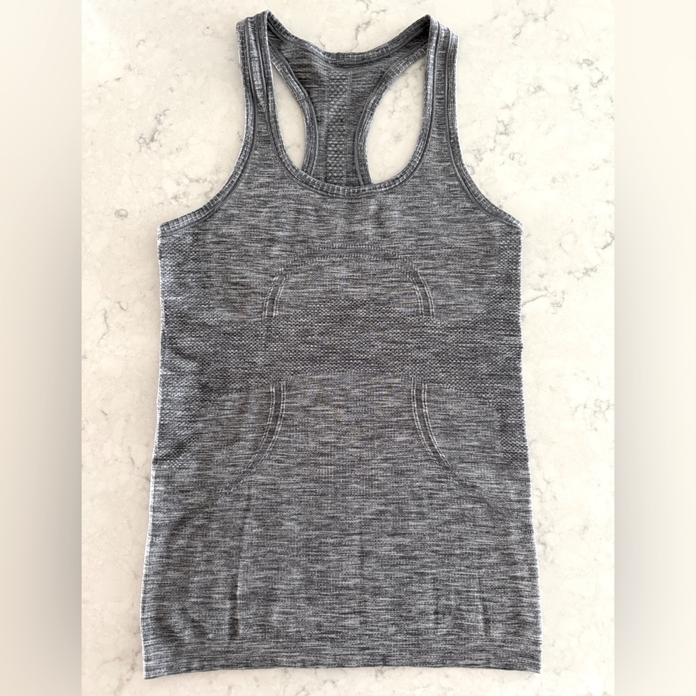 Lululemon Swiftly Tech Racerback Tank Top Sz 4, Gray, like NEW!!